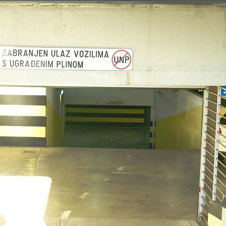Bura2 , With Private Parking In The Garage Apartment Split Exterior photo