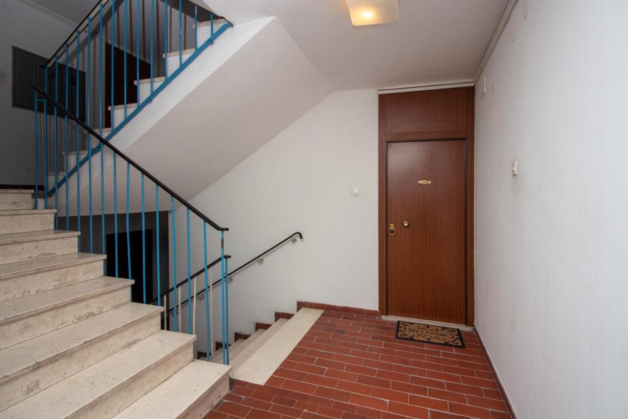 Bura2 , With Private Parking In The Garage Apartment Split Exterior photo